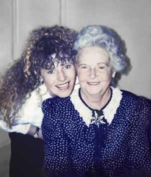 Favourite aunt returns to life in this photo restoration