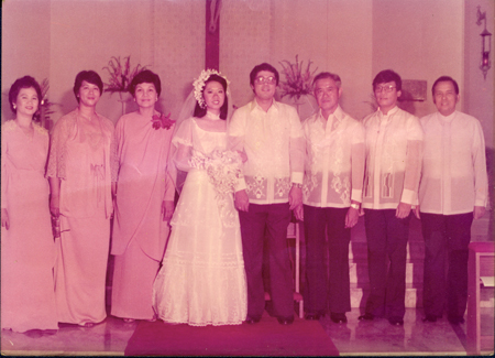 strong magenta cast in this bridal photo needs to be removed